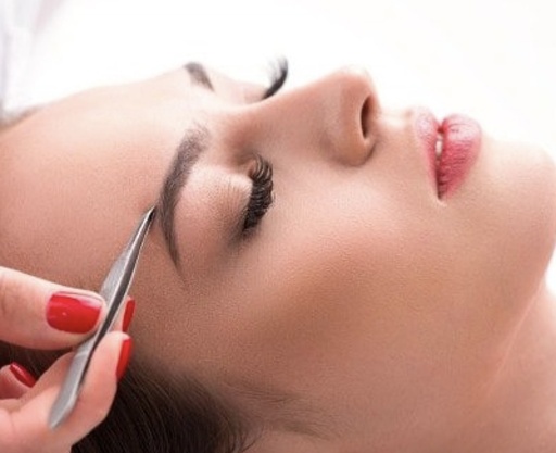 Epilation Sourcils à la pince - Duré : 15mins