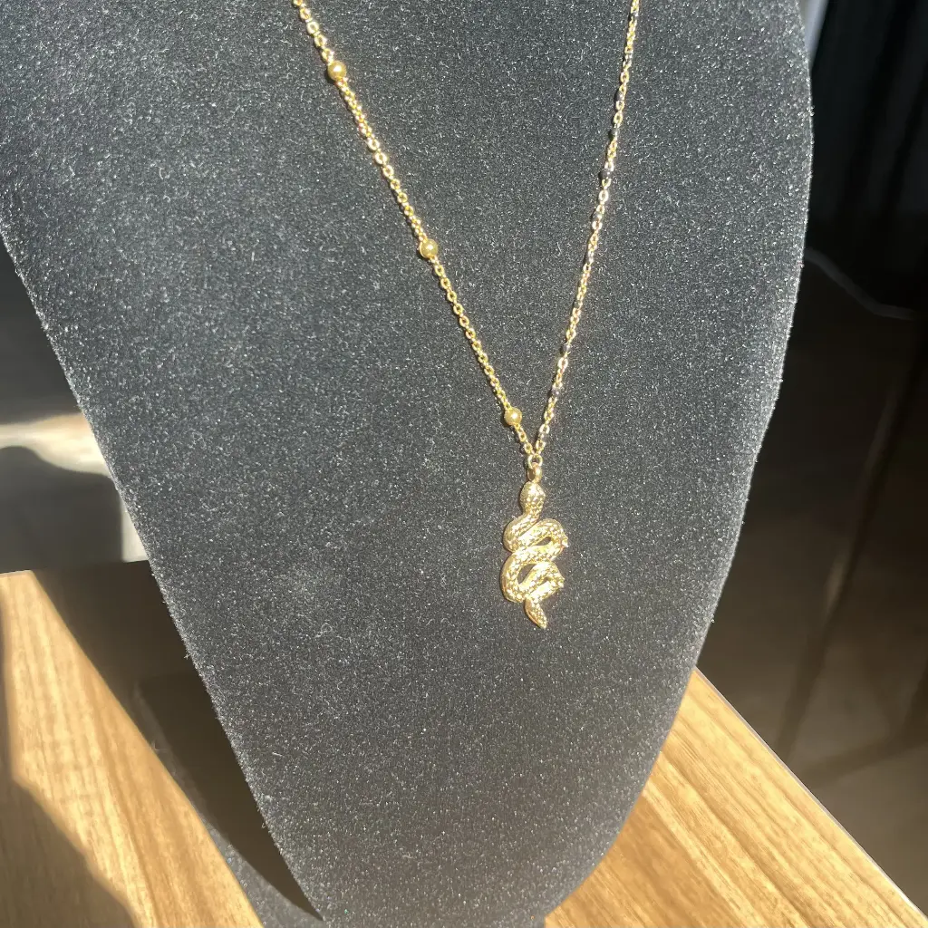 Collier Mayanna